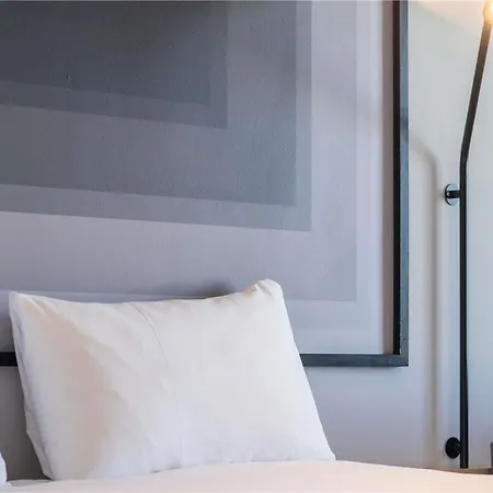 Ibis Centre Gare Hotel 3*
