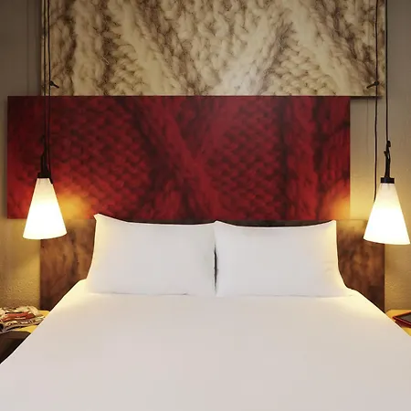Ibis Centre Gare Hotel 3*