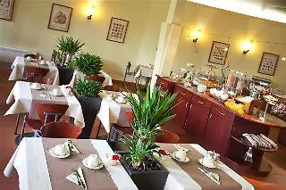 Hotel Ibis Centre Gare 3*