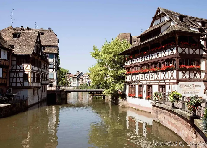 Ibis Centre Gare Hotel 3*