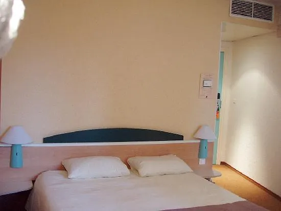 Ibis Centre Gare 3*